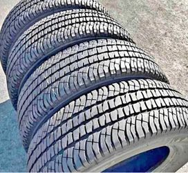 275 70 18 Michelin Tires Con 80% de Vida Las 4