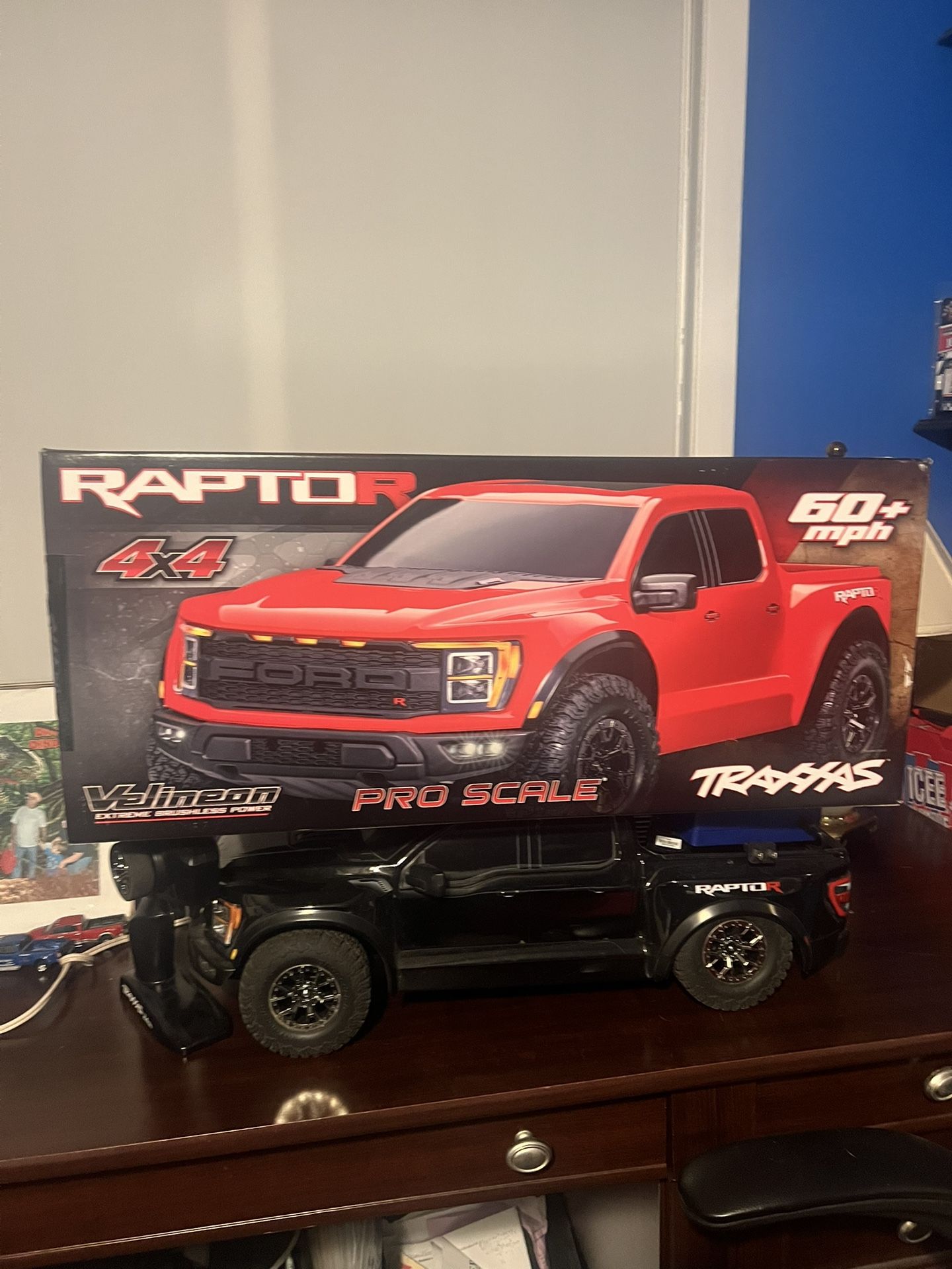 Raptor R 4x4 60+mph Pro Scale 