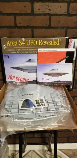 Testors Area 51 S4 UFO Revealed Kit! Open Box, Sealed Bags 1:48 The X-Files! Vintage 1994 Very Cool!