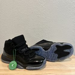 Air Jordan 11 “Cap and Gown” – Size 5.5 (Brand New)