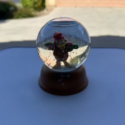 Vintage Disney Donald Duck Crystal Snow Globe First Limited Edition