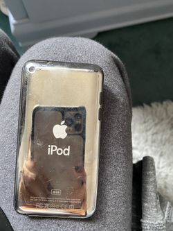 iPod touch 4 th generation 8 Gb black