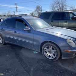 For Parts Only *** 2003 Mercedes Benz E320**