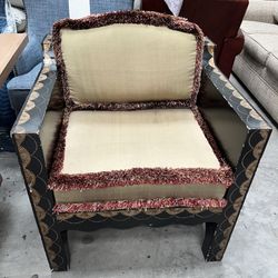 Unique Vintage Club Chair