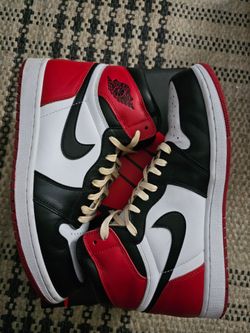 Jordan retro 1 black toe 2016 sz 12