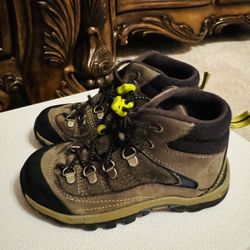 Timberland kids hiking boots size 11.5. Great condition.
