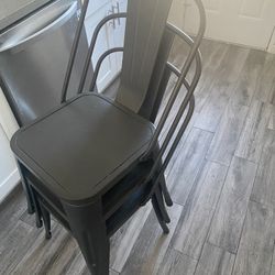 3 Chairs 