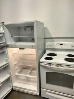 Fridge and stove nice condition everything