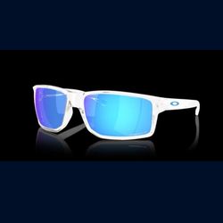 Oakley OO9470 Gibston XL FRAME Transparent LENSES Blue Polarized Retails For $213