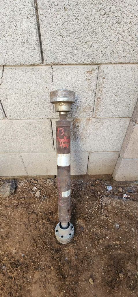 2013 Jeep Grand Cherokee 4x4 drive shaft Part