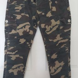 Women's Cute Camo Pants