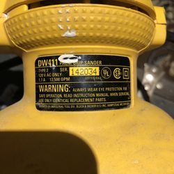 Palm sander Dewalt 411 Electric