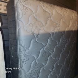 Queen mattress