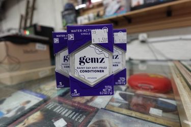 5-Count Gemz Rainy Day Anti-Frizz Conditioner, Water-Activated Single-Dose