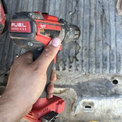 Milwaukee drill driver