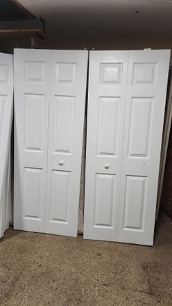 2 Pcs 30 X 77-1/2 Bifold Doors