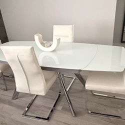 Dining Table With 4 Chairs 