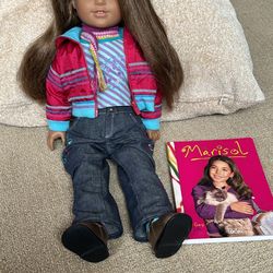 American girl doll of the year 2005 Marisol with book
