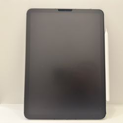 iPad Air 5th Gen (256GB, Wi-Fi + Cellular, Apple Pencil) – Excellent Condition