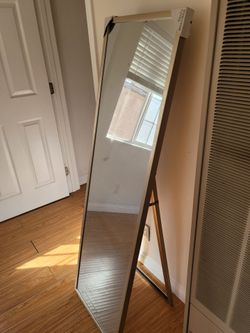 Full Length Standing Mirror 16" x 57" – $20