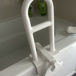 Bathtub Safety Bar (will accept Best Offer)