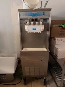 Taylor soft serve  machine