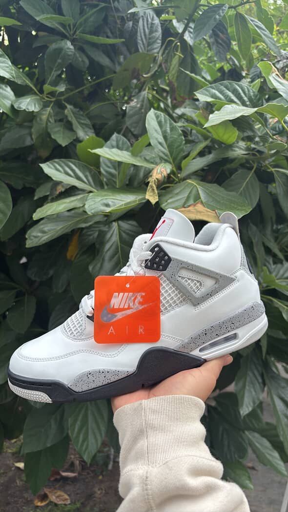 Jordan 4 Retro White Cement
