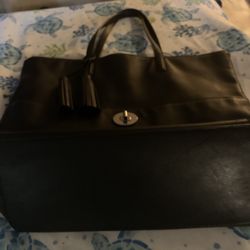 Coach Vintage Black Leather Purse 