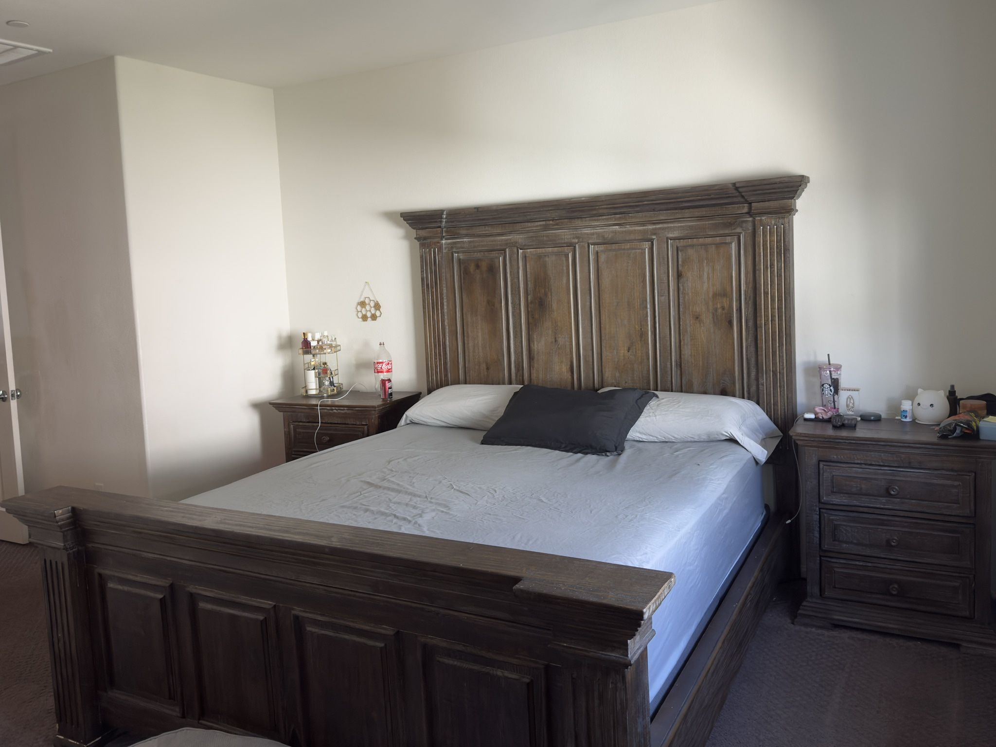 Ashley King Bedder; Bed Frame, 2 Night Stands 1 Dresser, Electric Box spring No Matress
