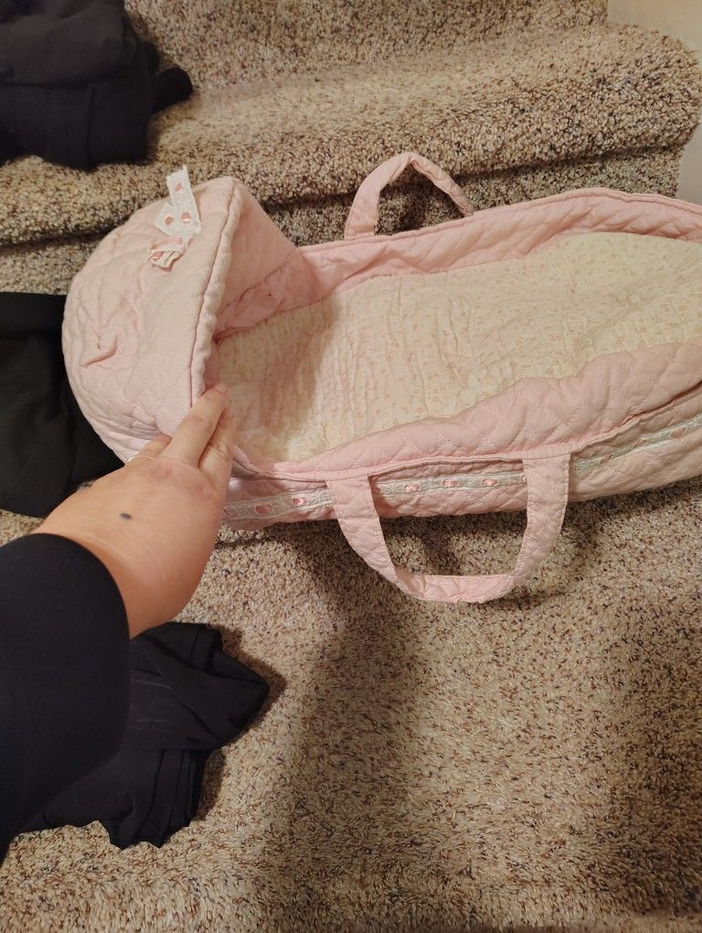 Build-A-Bear Baby Bassinet With Two Handles