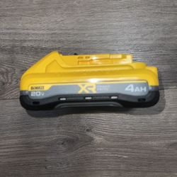 DEWALT 20v Xr Power Pack 4.0 AH Battery