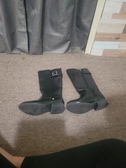 Black Boots
