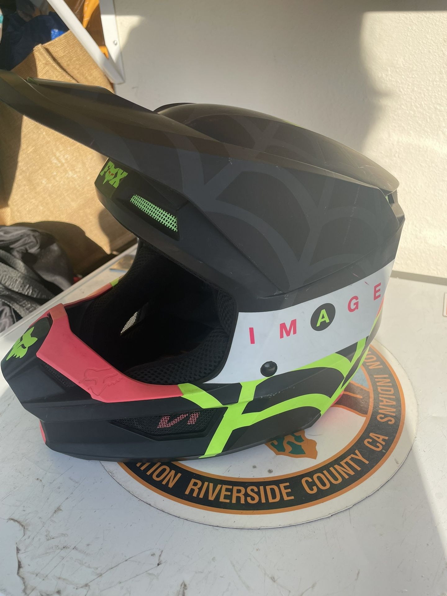 Fox Racing 2021 Youth V1 Helmet YM