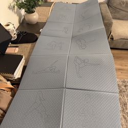 Yoga Mat ✨New✨