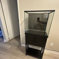 18 Gallon Viso Aquarium w/stand 