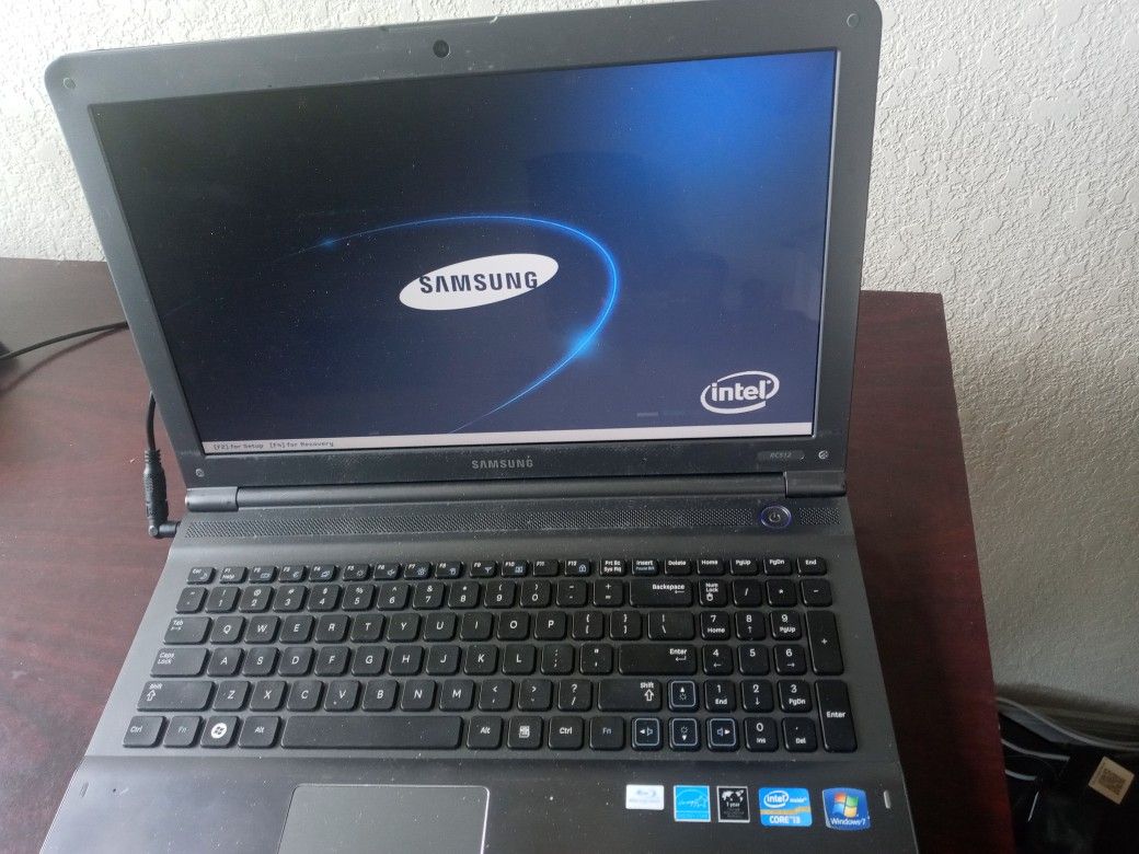 Samsung RC512 Laptop With i3-2310 6 GB Ram No HD