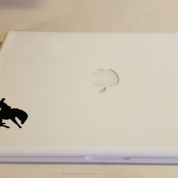 Apple laptop MacBook