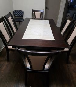 Dinning Table