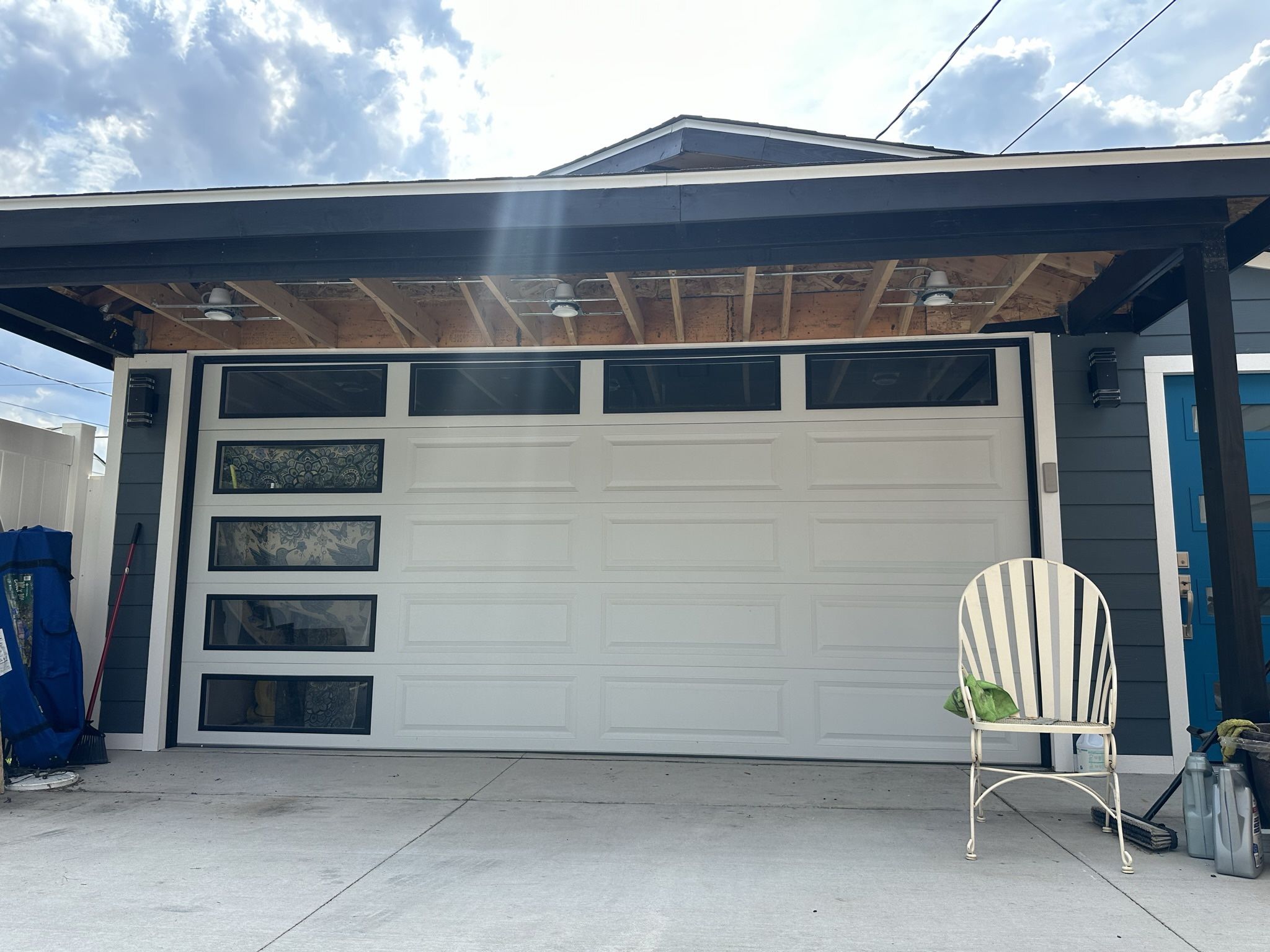 Residential & Commercial Garage Doors