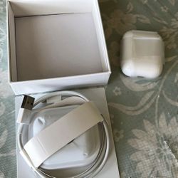 1st Gen Apple Airpods 