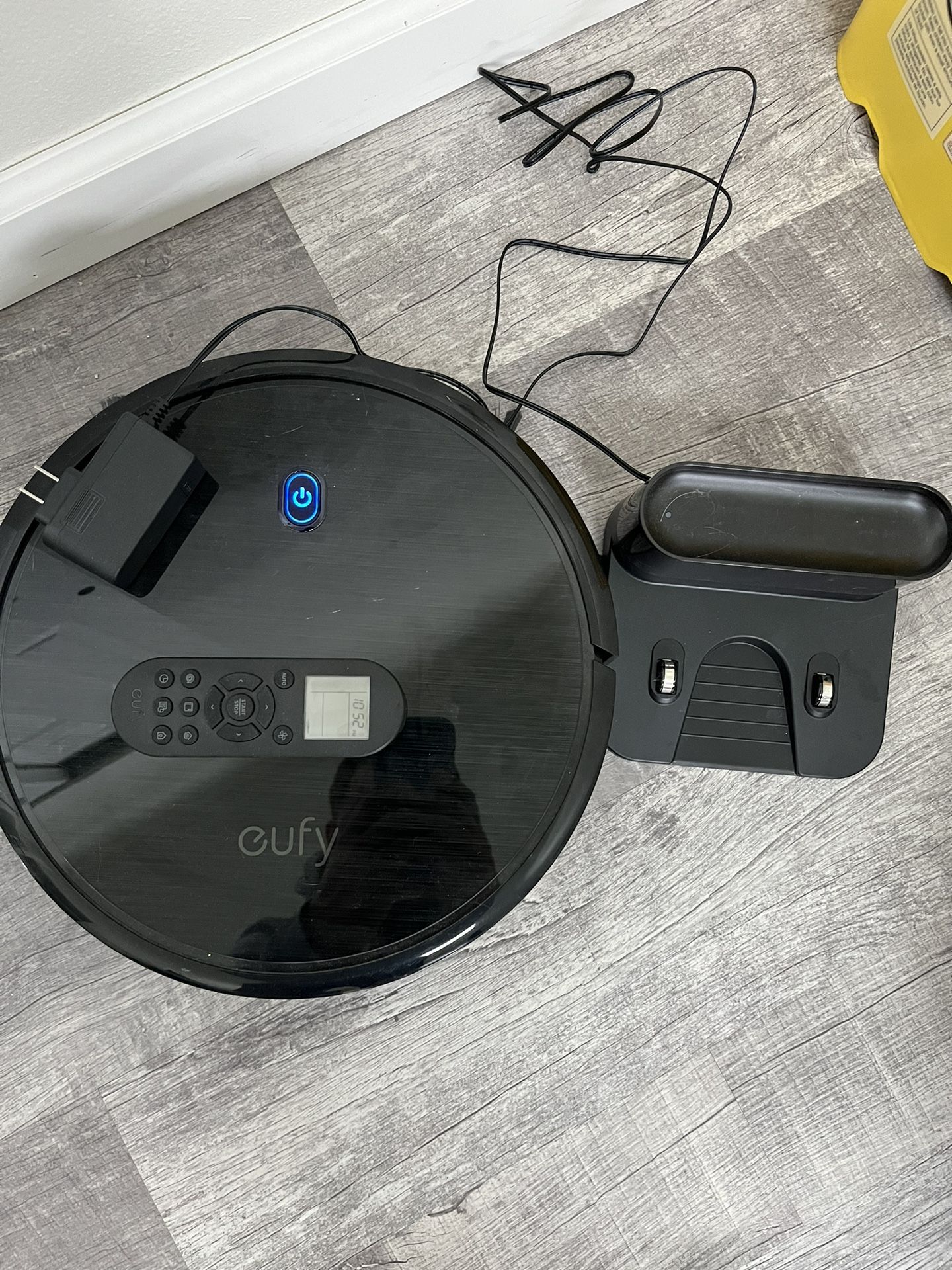 Eufy Vacuum