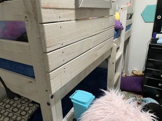 Children’s bunkbed