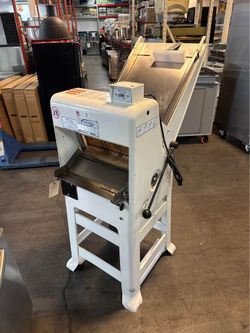 Manual Bread Slicer OLIVER 797-32