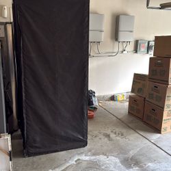 California King Mattress Foundation (like New)