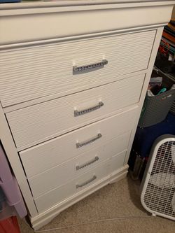 White 5-Drawer Dresser with Crystal Handles