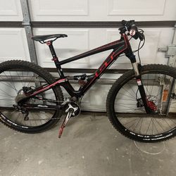 GT Zaskar Carbon 9r Expert 29’ Full Suspension Mountain Bike