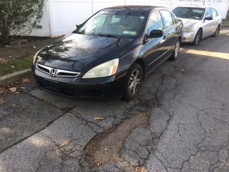2006 Honda Accord LX $2500. Negotiable