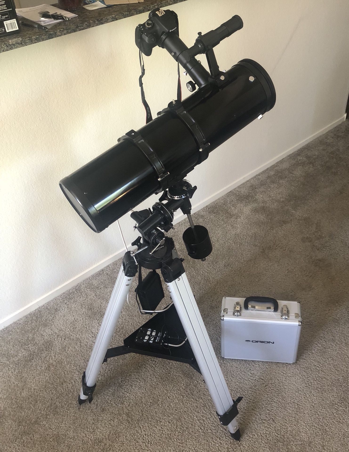 Orion 09007 SpaceProbe 130ST Equatorial Reflector Telescope (Black)