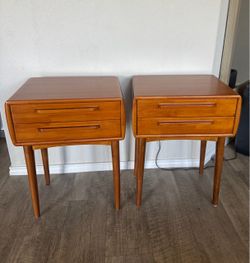 Mid-Century Modern Teak Nightstands – Set of 2