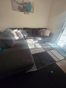 Couch 100